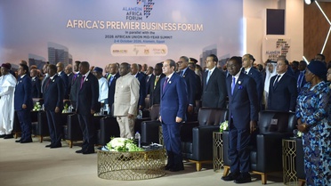 Sisi, Alemeyn Forumu'nda istikrarsız devletlerde kalkınma olmayacağını söyledi