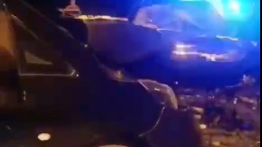 Ardahan Posof'ta iki otomobil çarpıştı, 4 kişi yaralandı, 2'si ağır yaralandı