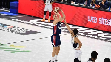 Bahçeşehir Koleji, deplasmanda Çayırova Belediyesi'ni 84-76 mağlup etti