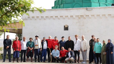 Gaziantep'te müsabakadan sonra okçular, Sa'd bin Ebi Vakkas'ın makamını ziyaret etti