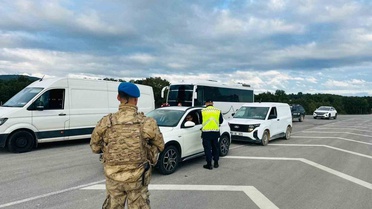 Bilecik'te güven ve huzur uygulamasında 2 aranan şahıs yakalandı