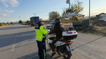 Bilecik'te jandarma denetiminde 62 motosiklet kontrol edildi, 2 sürücü ceza aldı