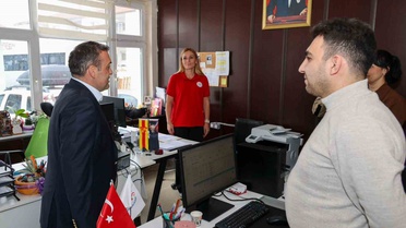 Bilecik Valisi Sözer, geçici hizmet binasında hizmetlerin aksatılmayacağını açıkladı