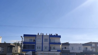 Diyarbakır Bismil'de akıma kapılan kaynak ustası öldü, 2 çırağı ağır yaralandı