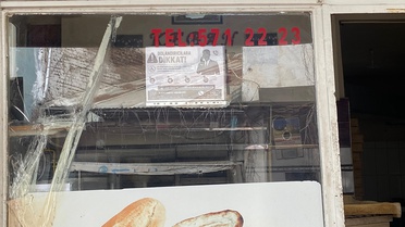 Elazığ Keban'da polis, 'Hesabınız risk altında' tuzağına karşı broşür dağıtıyor