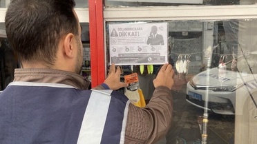 Keban'da sahte polislerin telefonla para talebine karşı broşür dağıtıldı