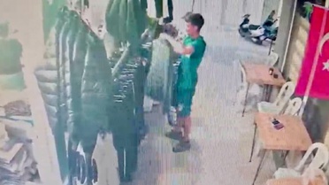 Marmaris'te stanttan mont, pantolon alan İngiliz turist zararı karşılayınca serbest kaldı