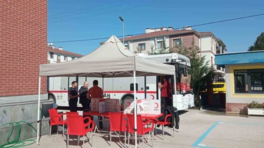 Düzce'de 'Birbirimize Kandan Bağlıyız' etkinliğinde 71 ünite kan toplandı