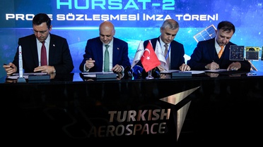 HÜRSAT-2 proje sözleşmesi Antalya'da imzalandı, uydular seri üretilecek