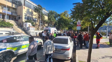 Zonguldak'ta motosiklet otomobile çarptı, 17 yaşındaki sürücü ağır yaralandı
