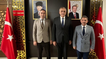 Süleymanpaşa Belediye Başkanı Nallar, Çiftlikönü'ndeki yeni hizmet binasını inceledi