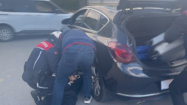 İstanbul jandarması operasyonda 51 kg kokain ele geçirdi, 2 şüpheli gözaltına alındı
