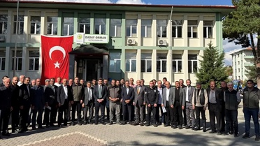 Kastamonu Daday'da 167 orman köylüsüne ORKÖY'den traktör ve testere desteği verildi