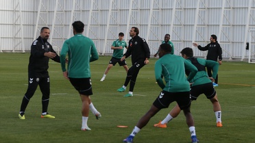 Konyaspor hocası Palut, Başakşehir maçı öncesi var gücümüzle oynayacağız dedi