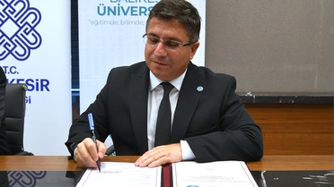 Balıkesir'de çocuk ve geriatrik hizmetler için sosyal hizmet protokolü imzalandı