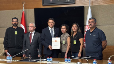 DEVA'lı Şahin, 1 ölü 9 kayıp denizcinin olduğu kazada AIS'siz gemi VTS kaydını sordu
