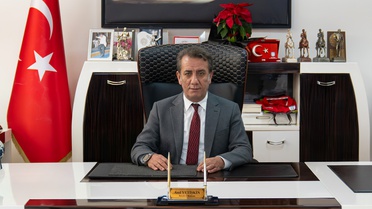 Fadime Akbal, Efeler'de boşandığı kişinin silahlı saldırısında öldürüldü