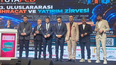 3. Uluslararası Yatırım ve İhracat Zirvesi, Türkiye'nin en büyük teknoloji zirvesi olarak İstanbul Fuar Merkezi'nde gerçekleşti
