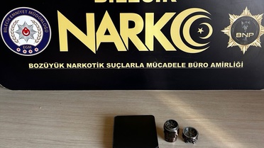 Bilecik Bozüyük'te narkotik operasyonunda 3 şüpheli yakalandı, hassas terazi bulundu