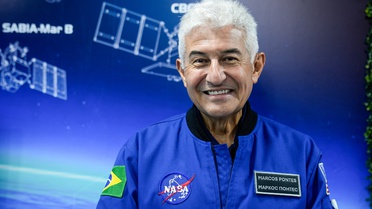 Brezilya'nın ilk astronotu Pontes, Antalya'da uzay anılarını gençlere anlattı