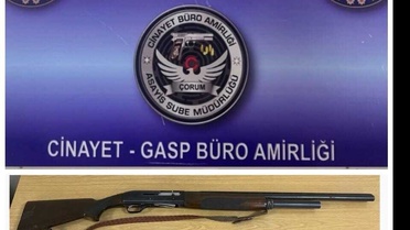 Çorum'da polis denetimlerinde 4 tabanca ile 4 av tüfeği ele geçirildi