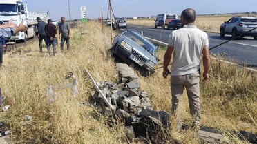 Diyarbakır Çınar'da iki araç çarpıştı, kazada yaralanan 1 kişi hastaneye kaldırıldı