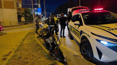 Edirne'de polisten kaçan motosikletin otomobile çarpması trafiği 45 dakika aksattı