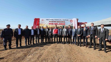 Niğde Konaklı'da yerli ve milli patates hasadı dekara 4,5-5 ton verimle yapıldı