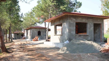 Vali Özarslan, Sinop'ta yüzde 70'i tamamlanan Osmaniye Orman Parkı'nı inceledi