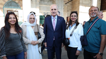 TBMM Başkanı Kurtulmuş, Konya'da Mevlana ve Şems-i Tebrizi'nin kabri başında dua etti