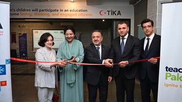 TİKA, Manila'daki afet deposuna 4 bin 816 hijyen paketi temin etti