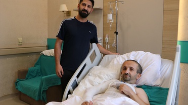 Ağrı'da banyoda epilepsi nöbeti geçiren hastanın kolu kesilmekten kurtarıldı