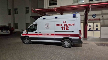 Eskişehir Odunpazarı'nda otomobille çarpışan motosikletin yolcusu ağır yaralandı