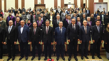 ETÜ'nün yeni akademik yılı, AYM Üyesi Akyel'in anayasa dersiyle başladı