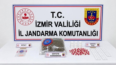 İzmir Torbalı'da jandarma operasyonunda 274 sentetik ecza bulunan şüpheli tutuklandı