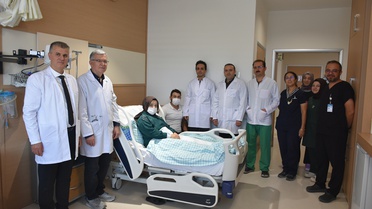 Konya'da kan grubu uyuşmazlığı çapraz nakille aşıldı, iki kadın diyalizden kurtuldu