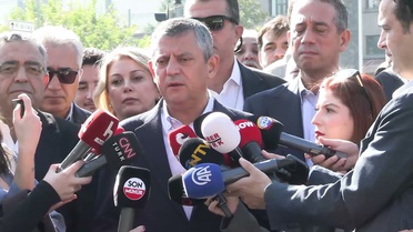 Özgür Özel: 'Biliyorduysan Karşıyaka Belediye Başkanı'nı niye ihraç etmedin? Niye disipline vermedin?'