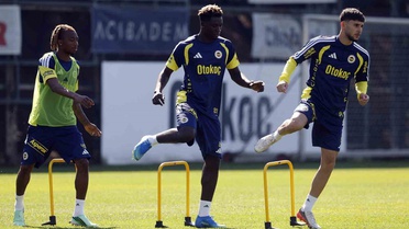 Fenerbahçe, Aston Villa maçı hazırlıklarına Can Bartu Tesisleri'nde başladı