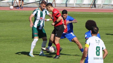 Amasyaspor, sahasında Silivrispor'u 2-1 mağlup etti, bir golü Mücahit Çakır attı