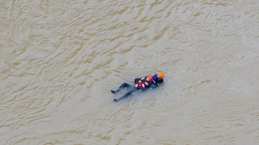 Tunceli'de Munzur Çayı'ndaki su üstü eğitimine 12 ilden 50 AFAD personeli katıldı