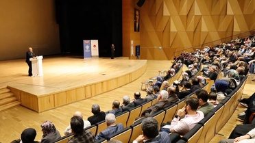 Denizli'de Dr. Ayşe Nur Özkan olumsuz duygularla başa çıkmayı anlattı