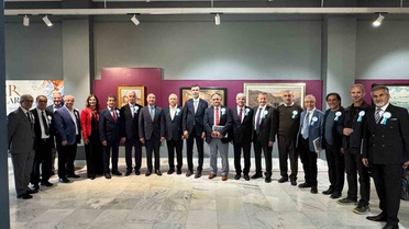Asker ressamların iki kuşağı Ankara'daki sergide sanatseverlerle buluştu