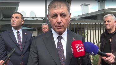 İzmir Başkanı Tugay, Özgür Özel’in sözlerine 'Kem söz sahibine aittir' dedi