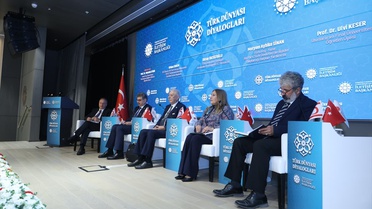 Lefkoşa'daki panelde Başçeri, TDT dönem başkanlığının Türkiye'ye geçeceğini söyledi
