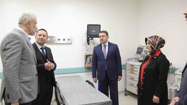 Kütahya Çavdarhisar'da Devlet Hastanesi 5 acil hekimiyle törenle açıldı