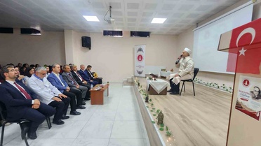 Kütahya'da İl Milli Eğitim Müdürü Yılmaz, İmam Hatip kültürünü temsile çağırdı