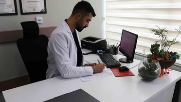 Psikolog Koçkanat, Sivas'ta mevsimsel depresyona karşı ailelere önerilerde bulundu