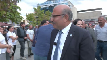 Sarıgöl'de üzüm çiftçisi traktörlerle eylem yaptı: Fiyatlar maliyetin altında