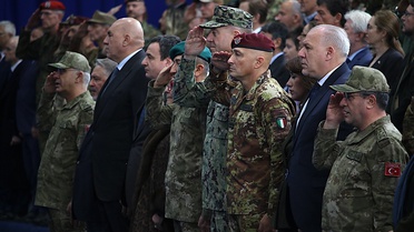 KFOR komutanlığı Priştine'de İtalyan Tümgeneral Vergori'ye geçti