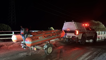 Edirne'de Meriç Nehri'nde alabora olan göçmen botunda 1 çocuk öldü, 2 çocuk aranıyor